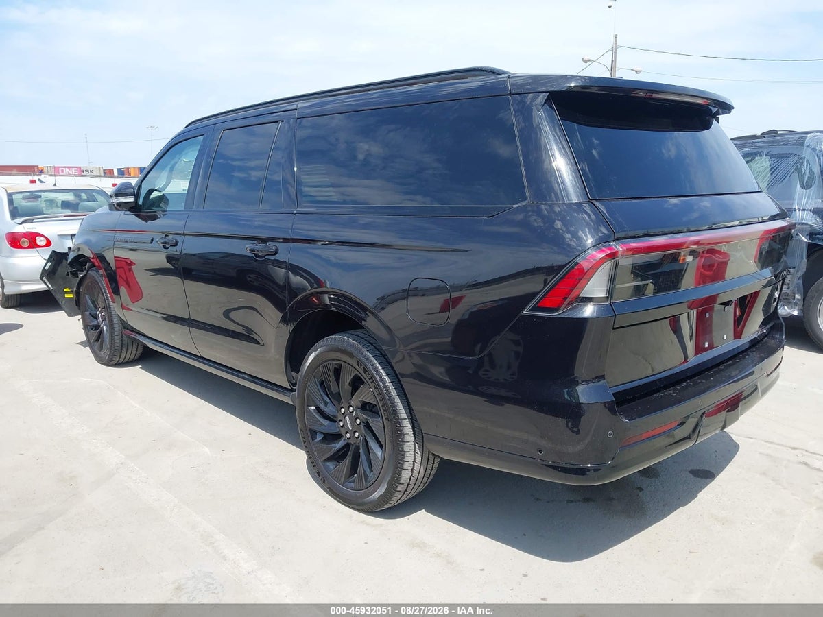 2025 LINCOLN NAVIGATOR RESERVE L — photo 3