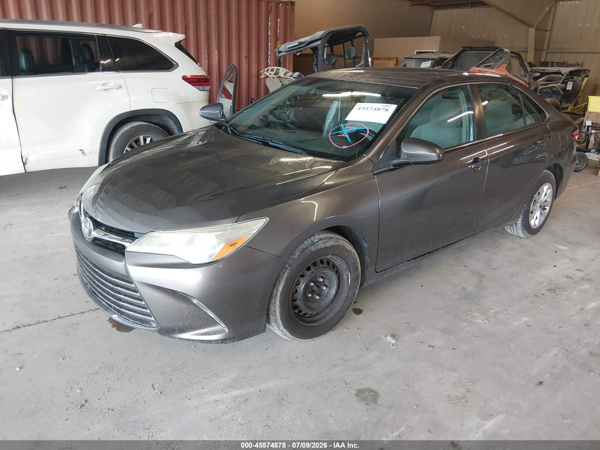 2016 TOYOTA CAMRY LE — снимка 2