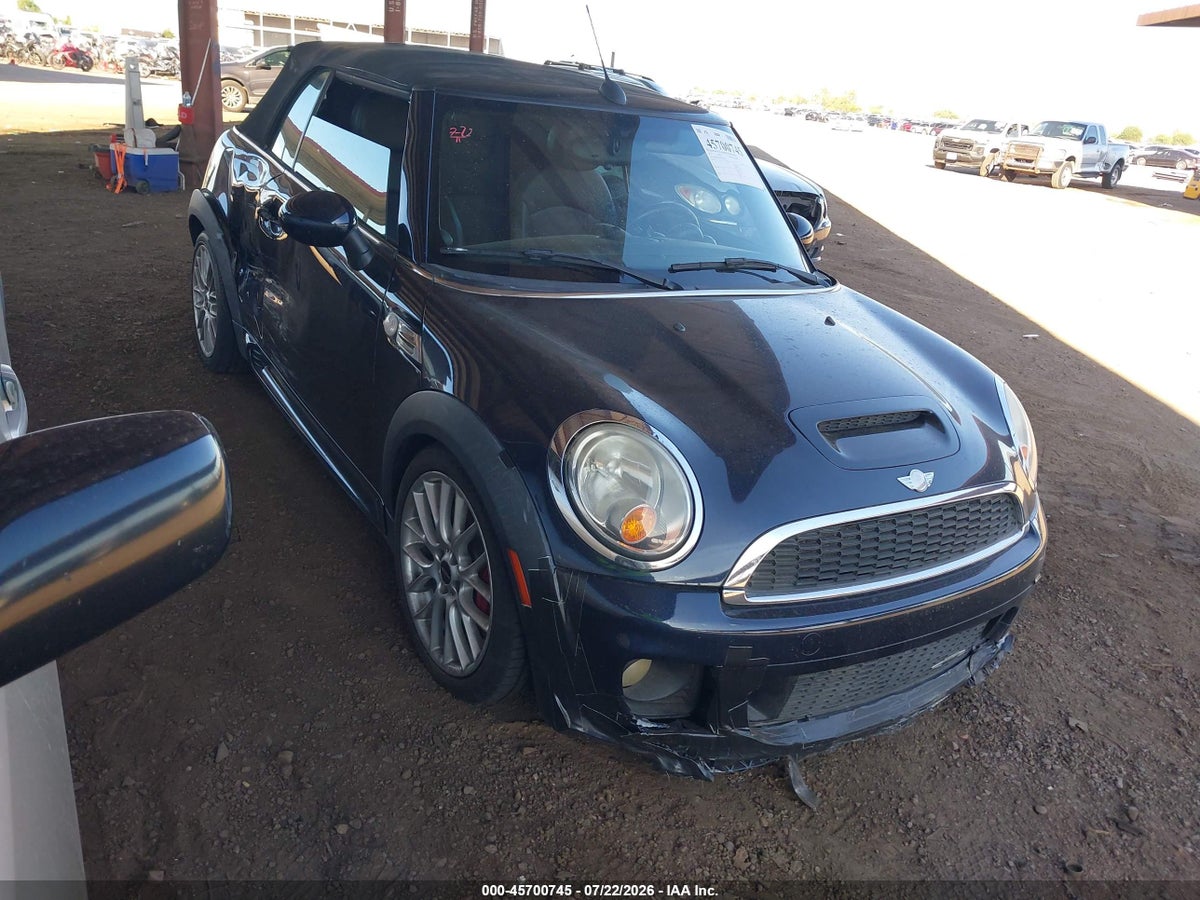 2013 MINI CONVERTIBLE JOHN COOPER WORKS