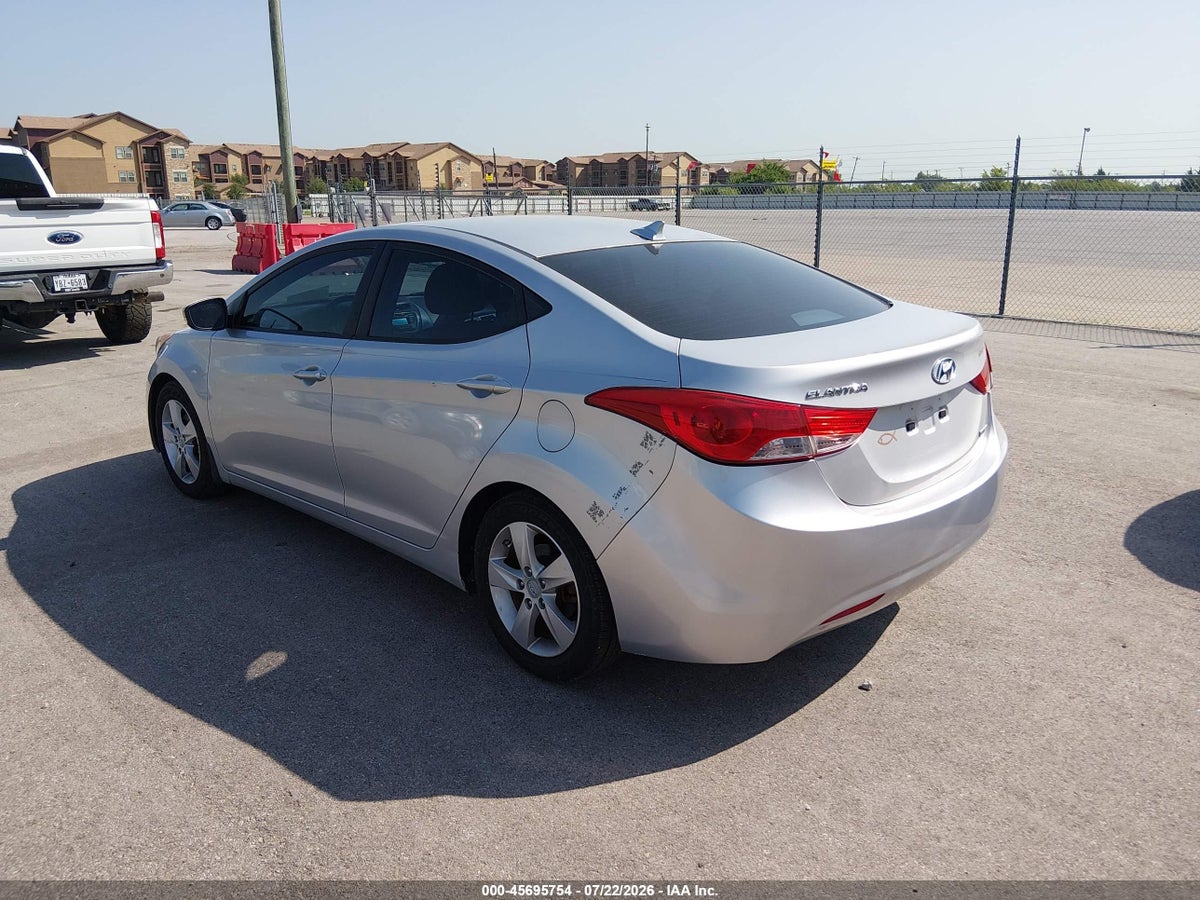 2013 HYUNDAI ELANTRA LIMITED — снимка 3