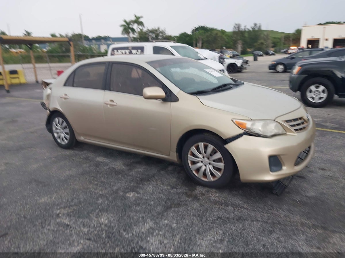 2013 TOYOTA COROLLA LE