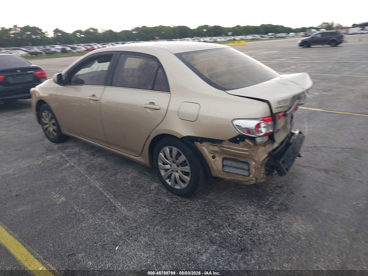 2013 TOYOTA COROLLA LE — снимка 3