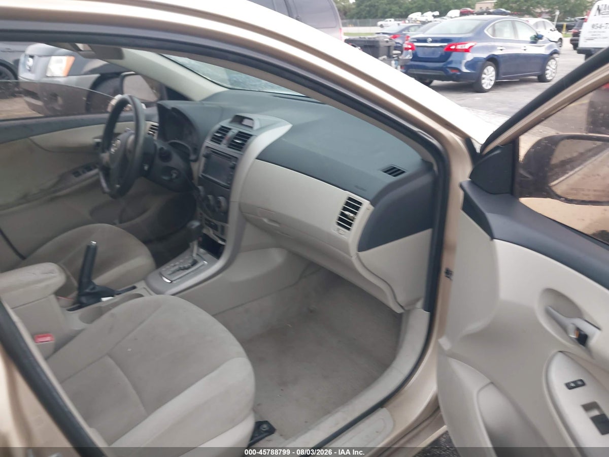 2013 TOYOTA COROLLA LE — снимка 5