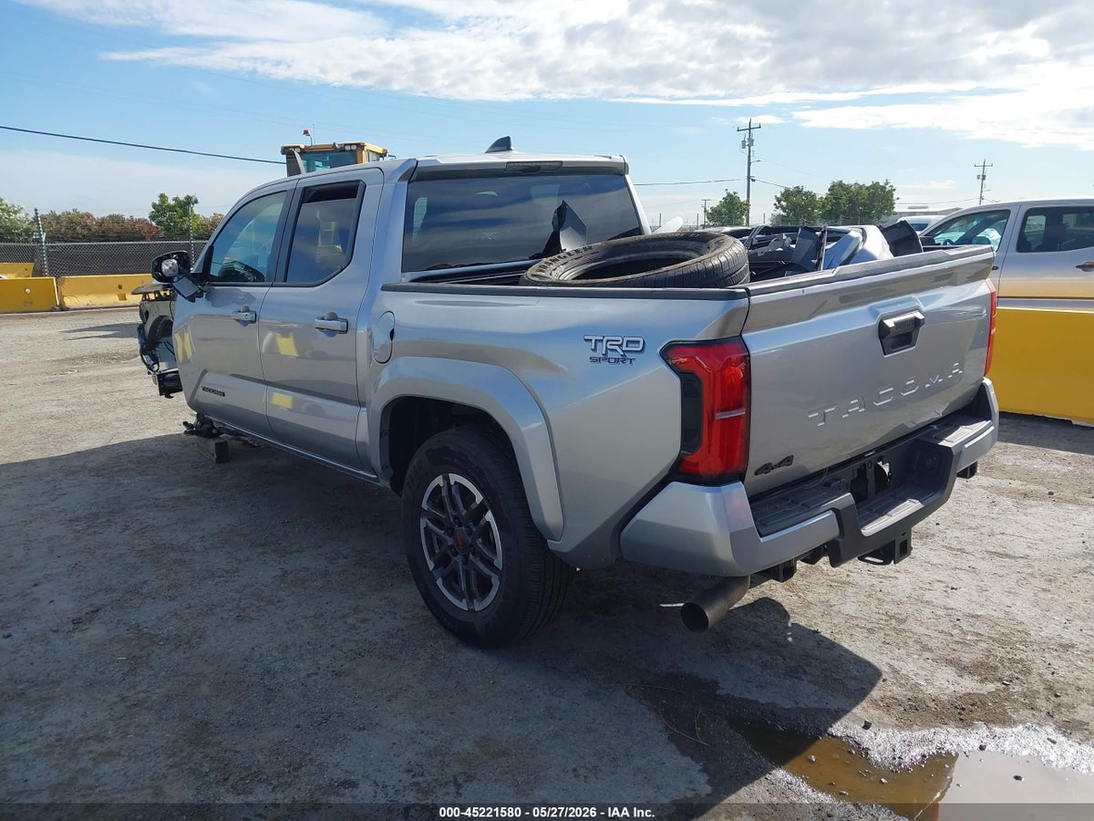 2026 TOYOTA TACOMA TRD SPORT — снимка 3