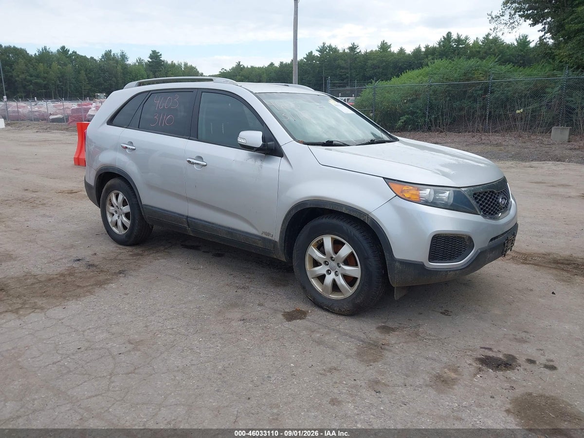 2013 KIA SORENTO LX V6