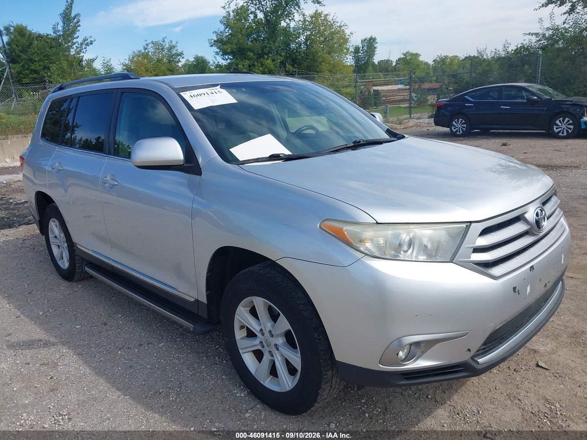 2013 TOYOTA HIGHLANDER BASE PLUS V6