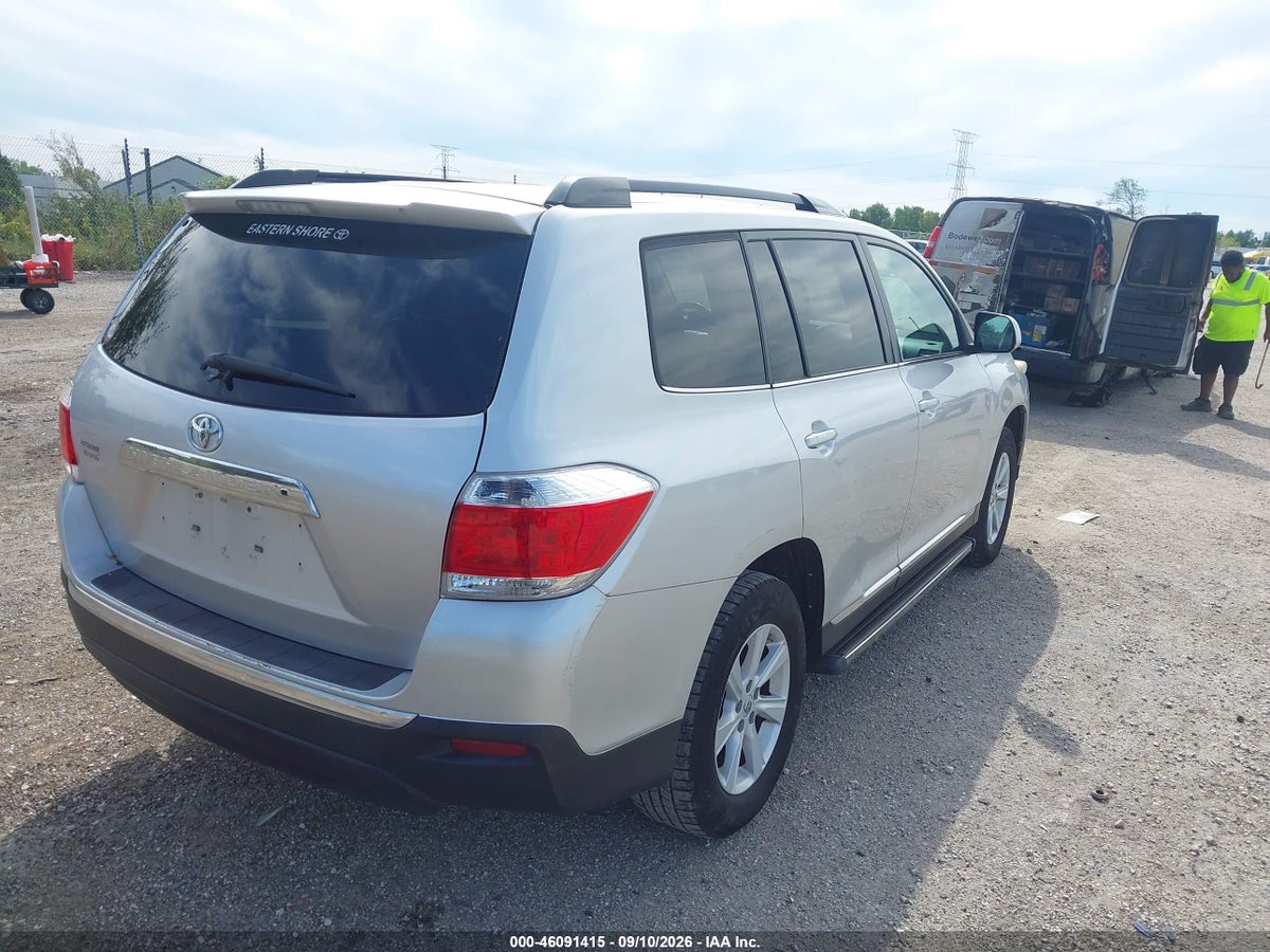 2013 TOYOTA HIGHLANDER BASE PLUS V6 — снимка 4