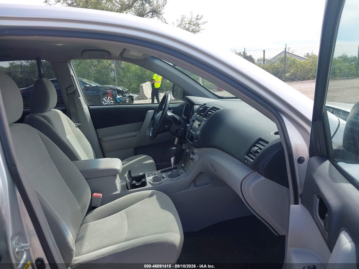 2013 TOYOTA HIGHLANDER BASE PLUS V6 — снимка 5