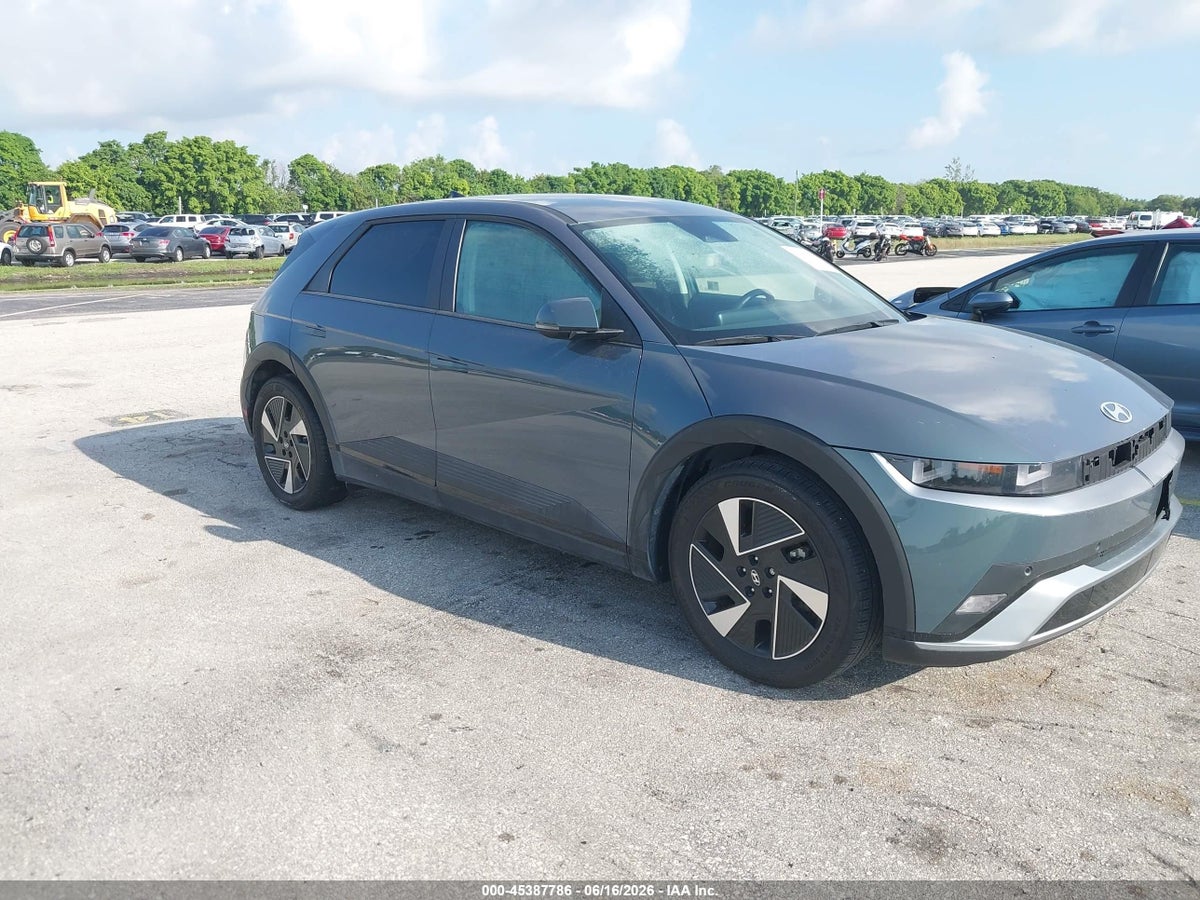 2025 HYUNDAI IONIQ 5 SE