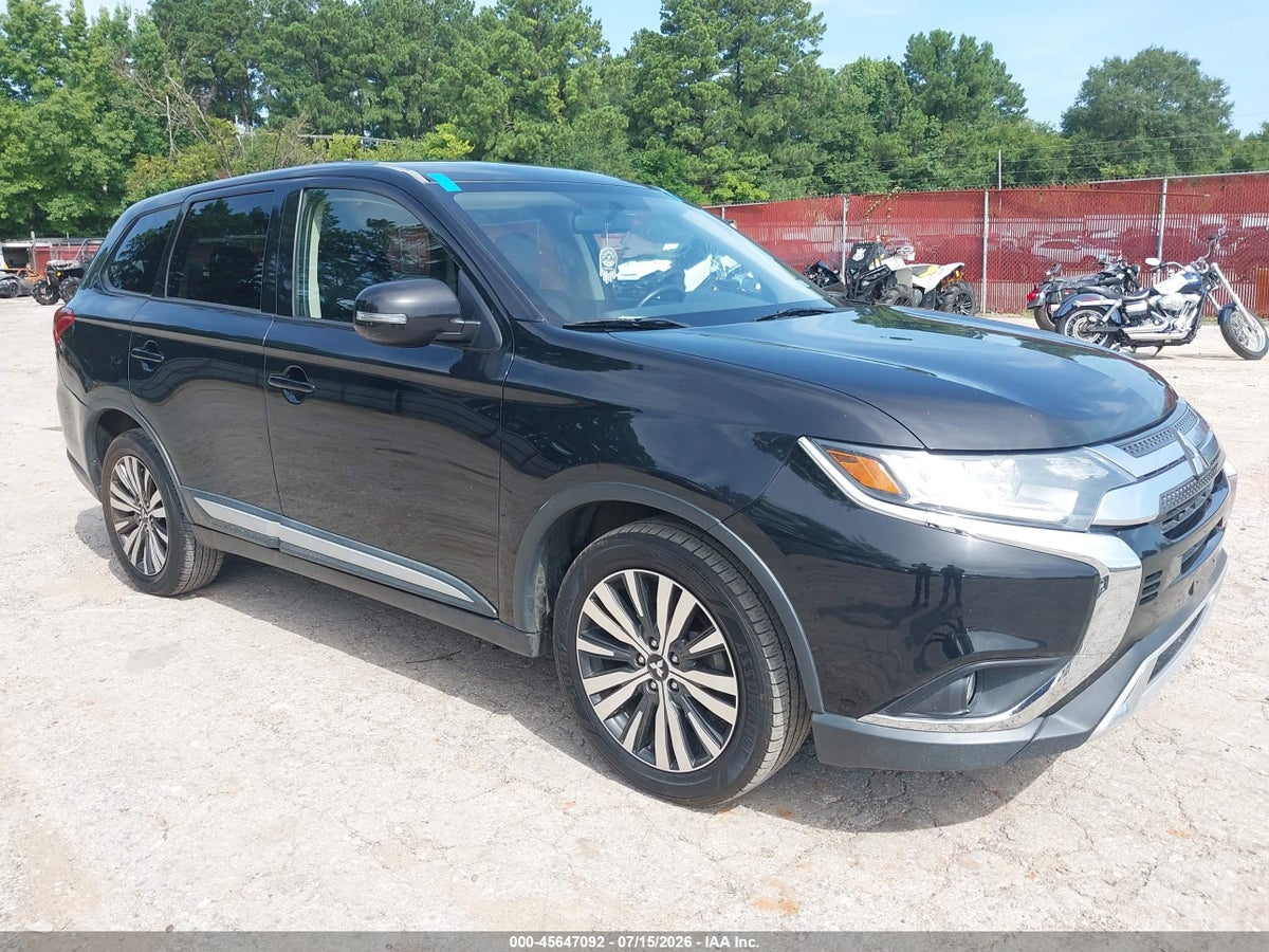 2019 MITSUBISHI OUTLANDER SE