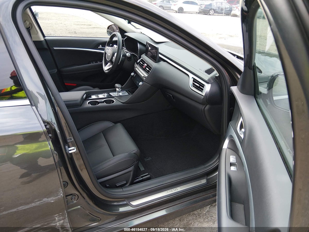 2026 GENESIS G70 2.5T RWD — снимка 5
