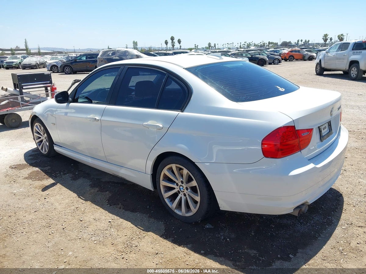 2011 BMW 328I — снимка 3