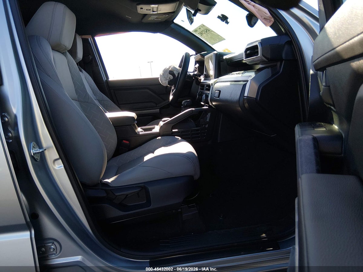 2026 TOYOTA TACOMA SR5 — снимка 5