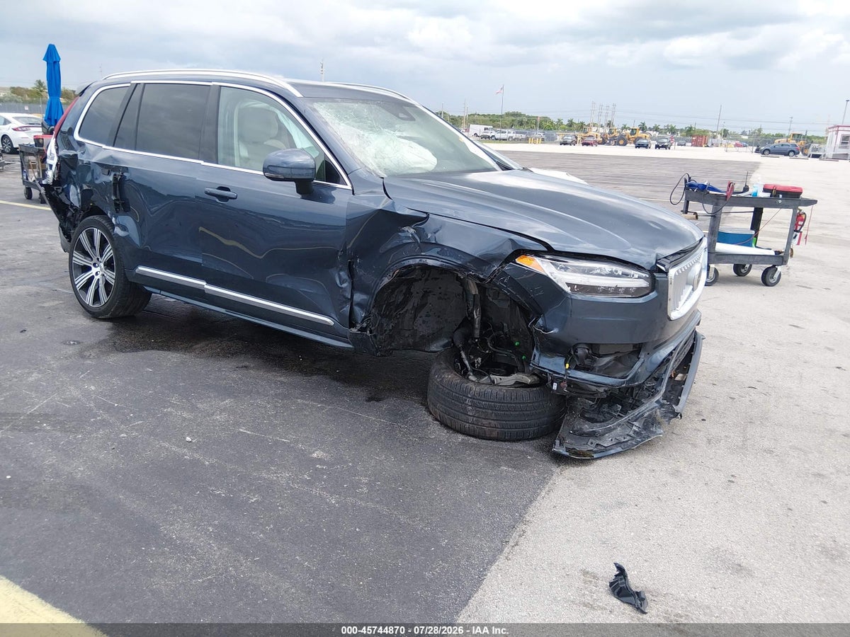 2025 VOLVO XC90 PLUG-IN HYBRID T8 CORE 7-SEATER