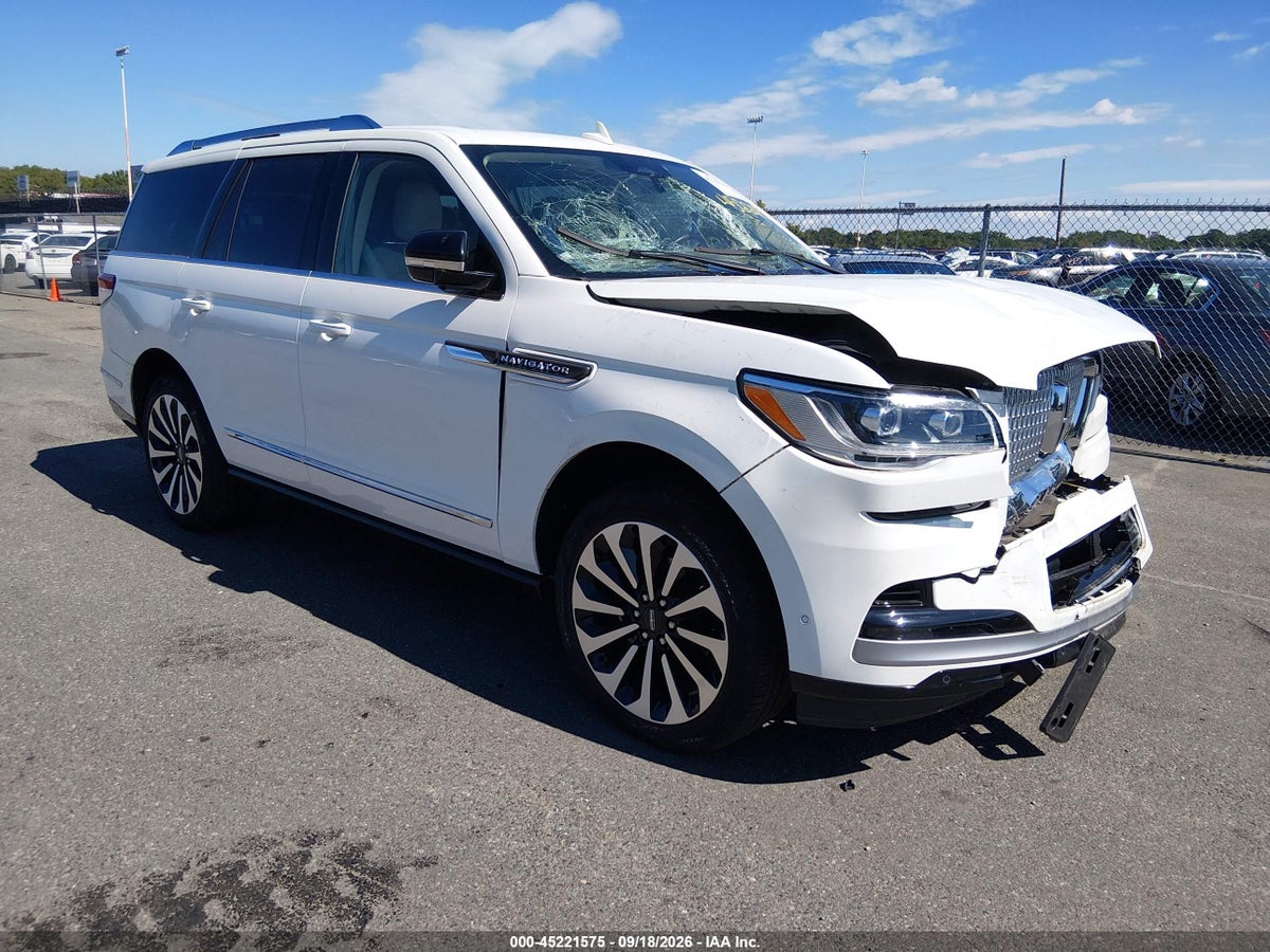 2022 LINCOLN NAVIGATOR RESERVE