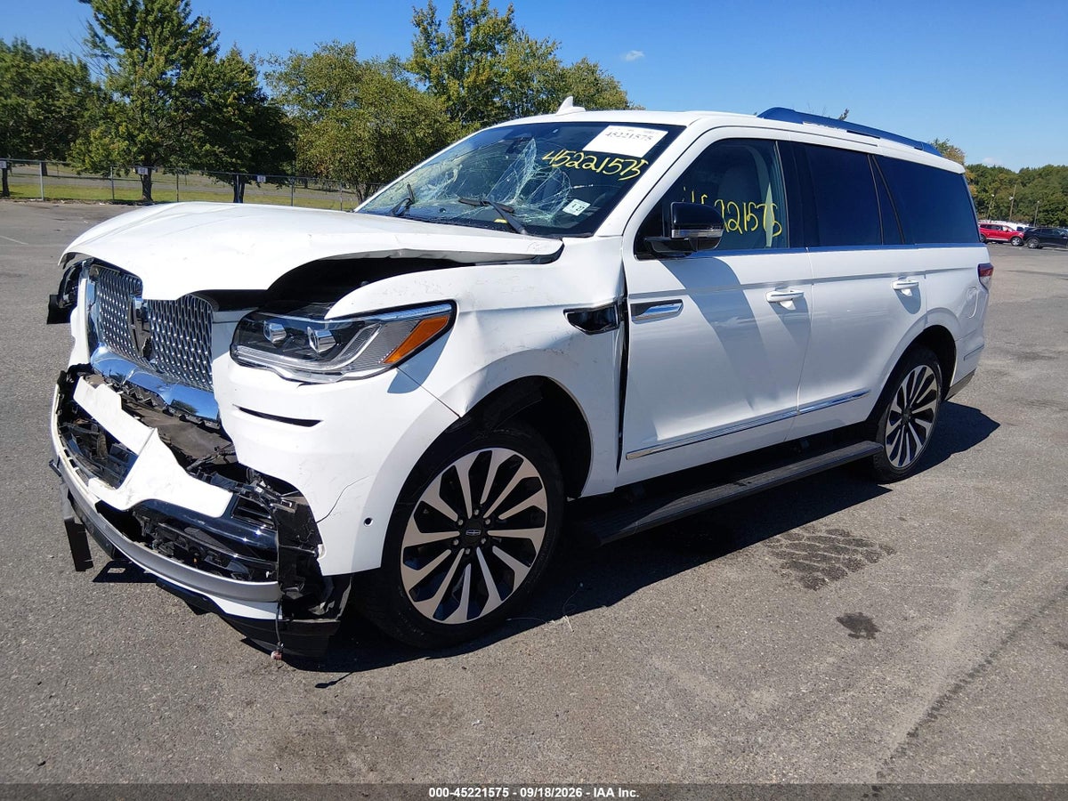 2022 LINCOLN NAVIGATOR RESERVE — снимка 2