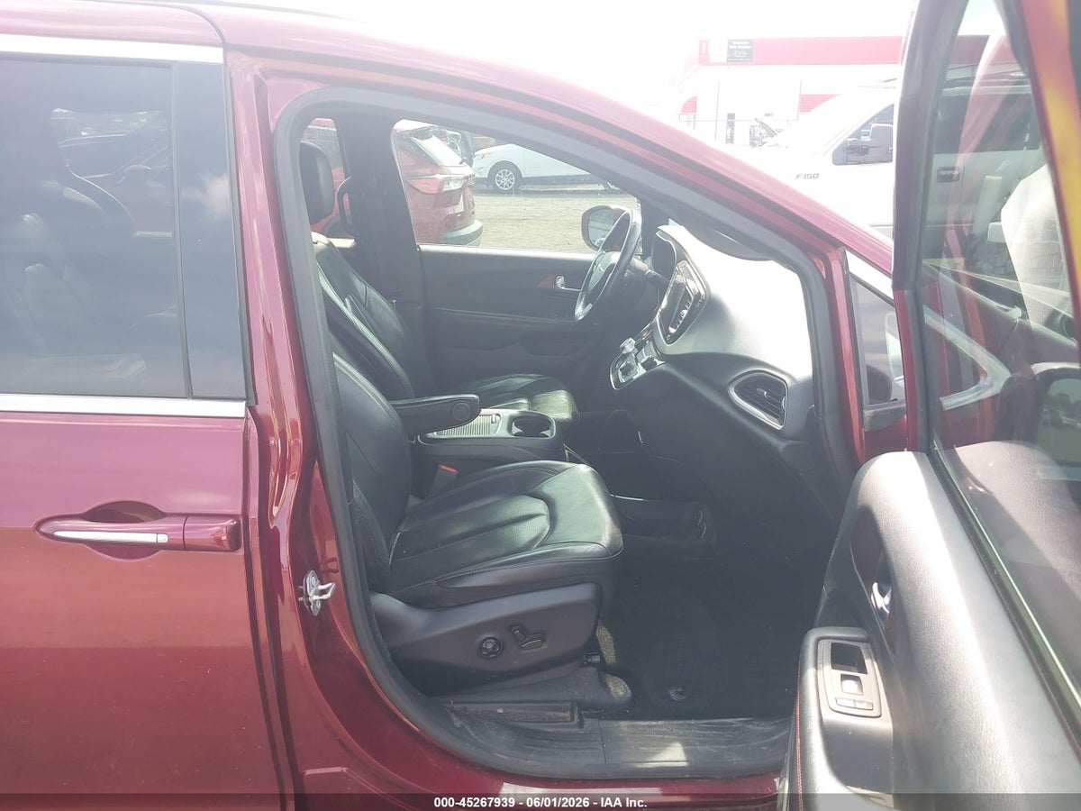 2020 CHRYSLER PACIFICA 35TH ANNIVERSARY TOURING L PLUS — снимка 5