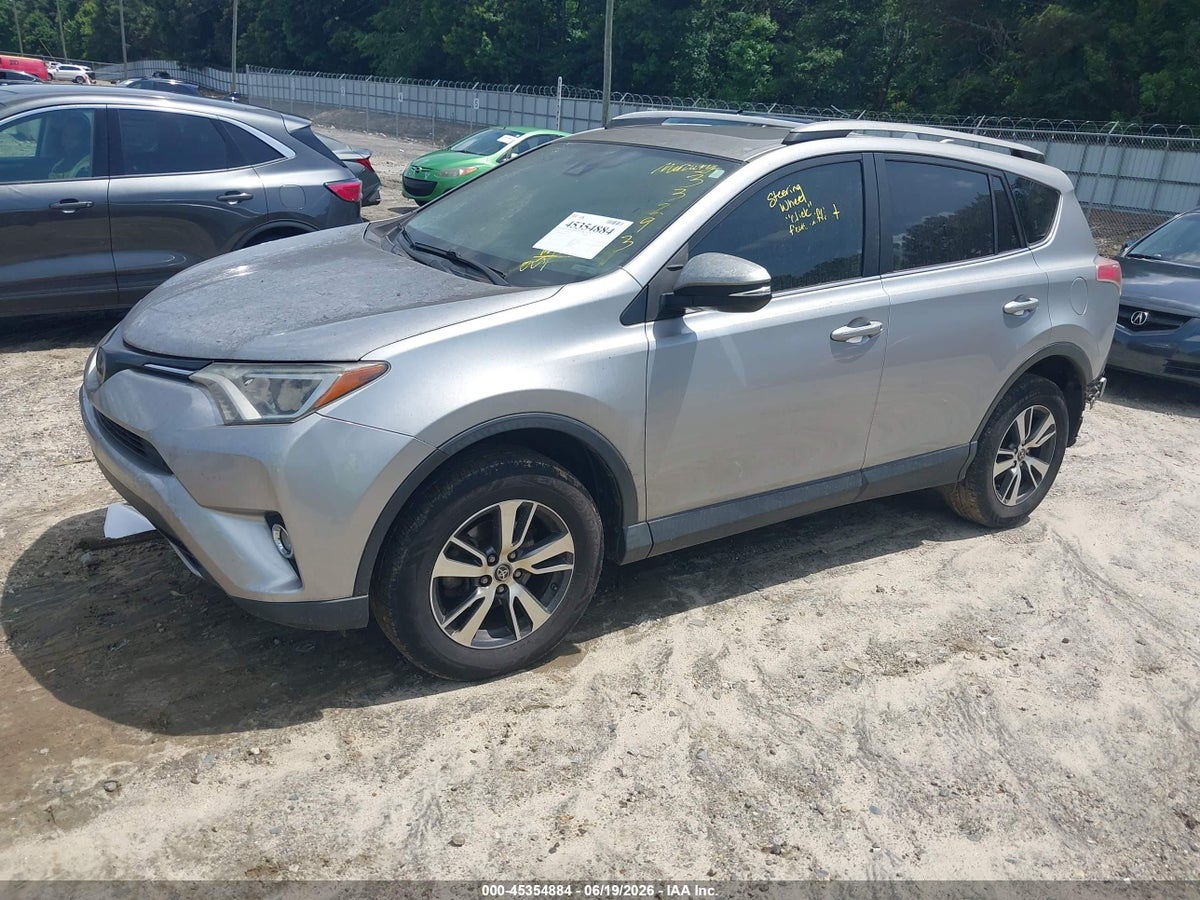 2018 TOYOTA RAV4 XLE — снимка 2