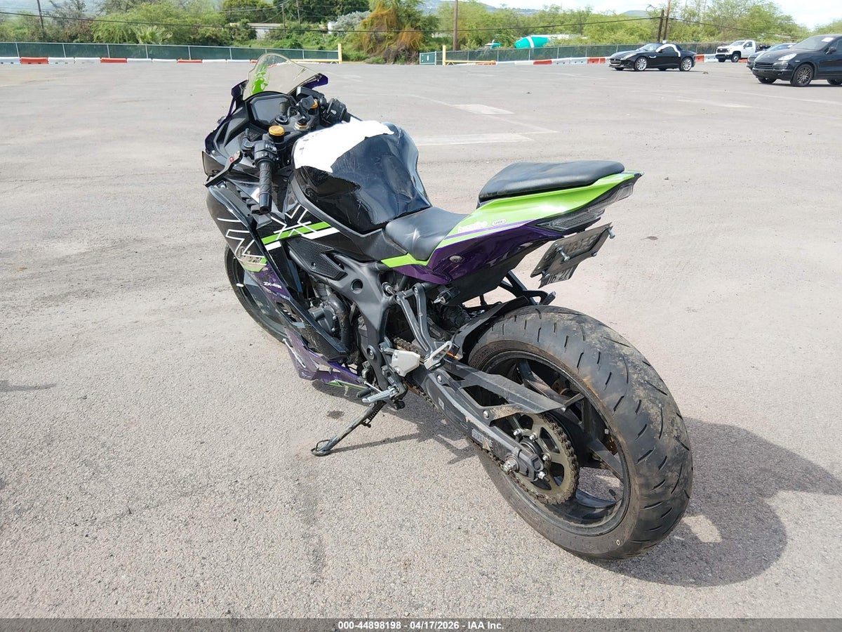 2025 KAWASAKI ZX400 P — снимка 3