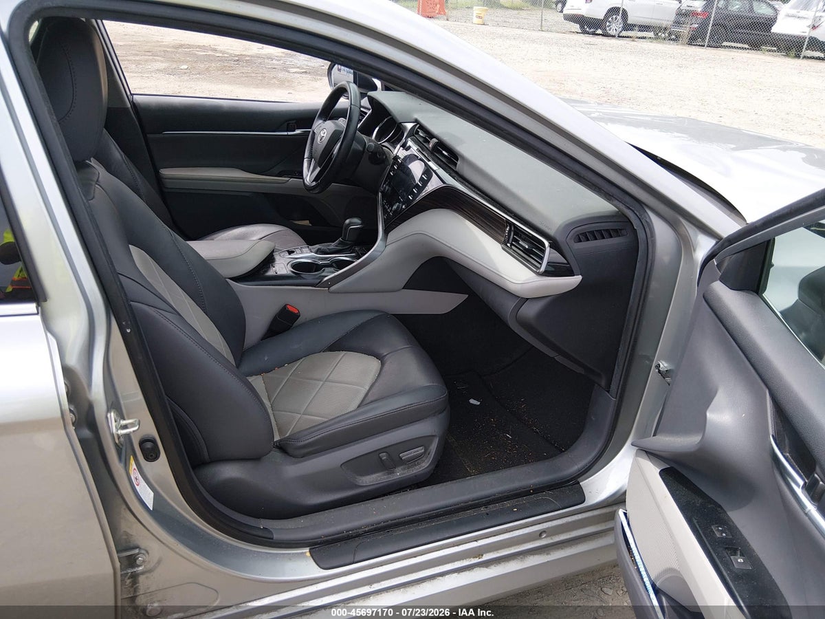 2019 TOYOTA CAMRY XLE — снимка 5
