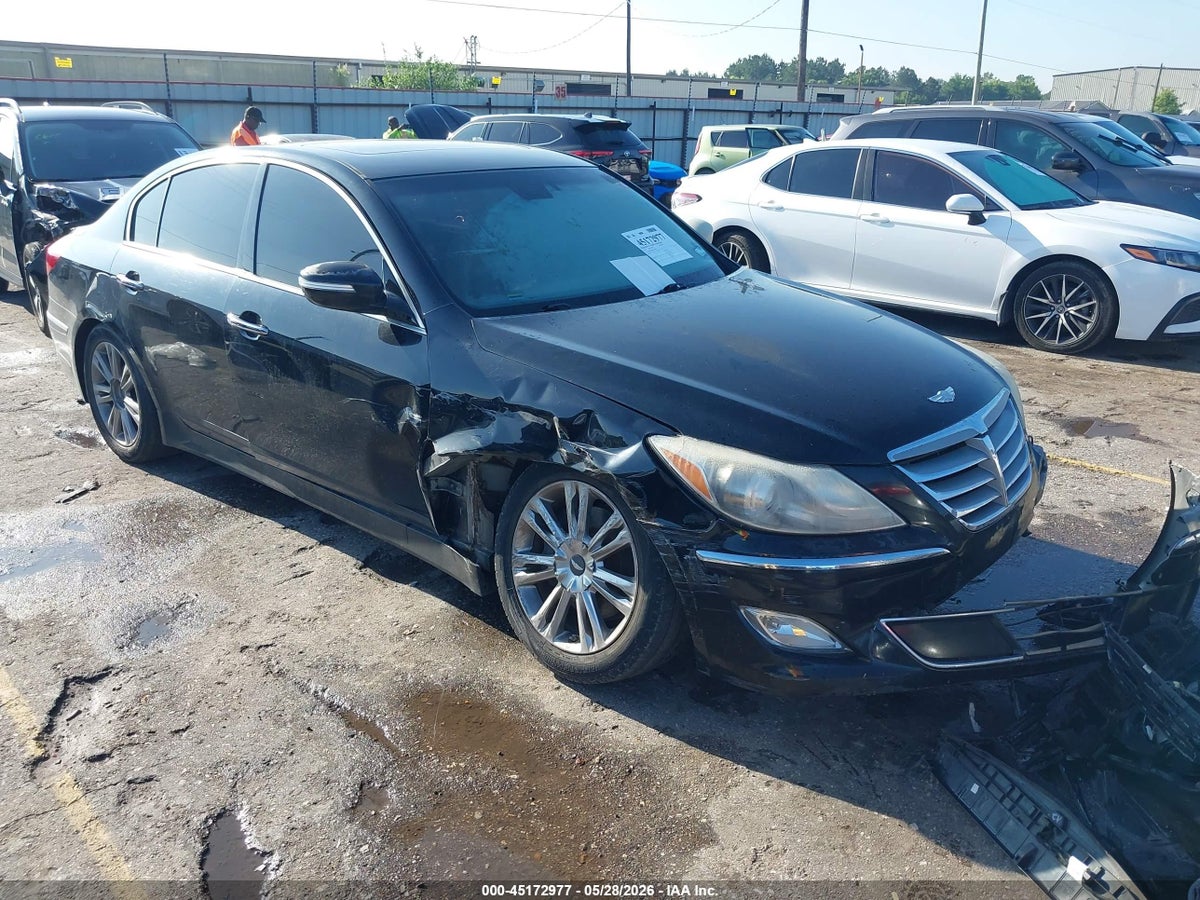 2012 HYUNDAI GENESIS 3.8