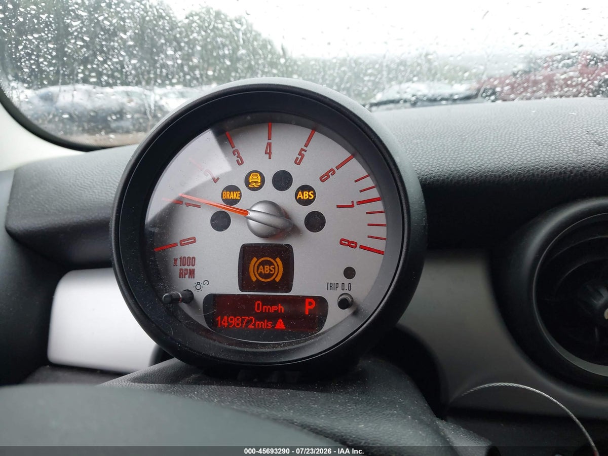 2014 MINI CLUBMAN COOPER