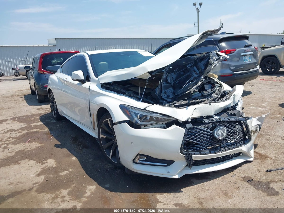 2022 INFINITI Q60 LUXE