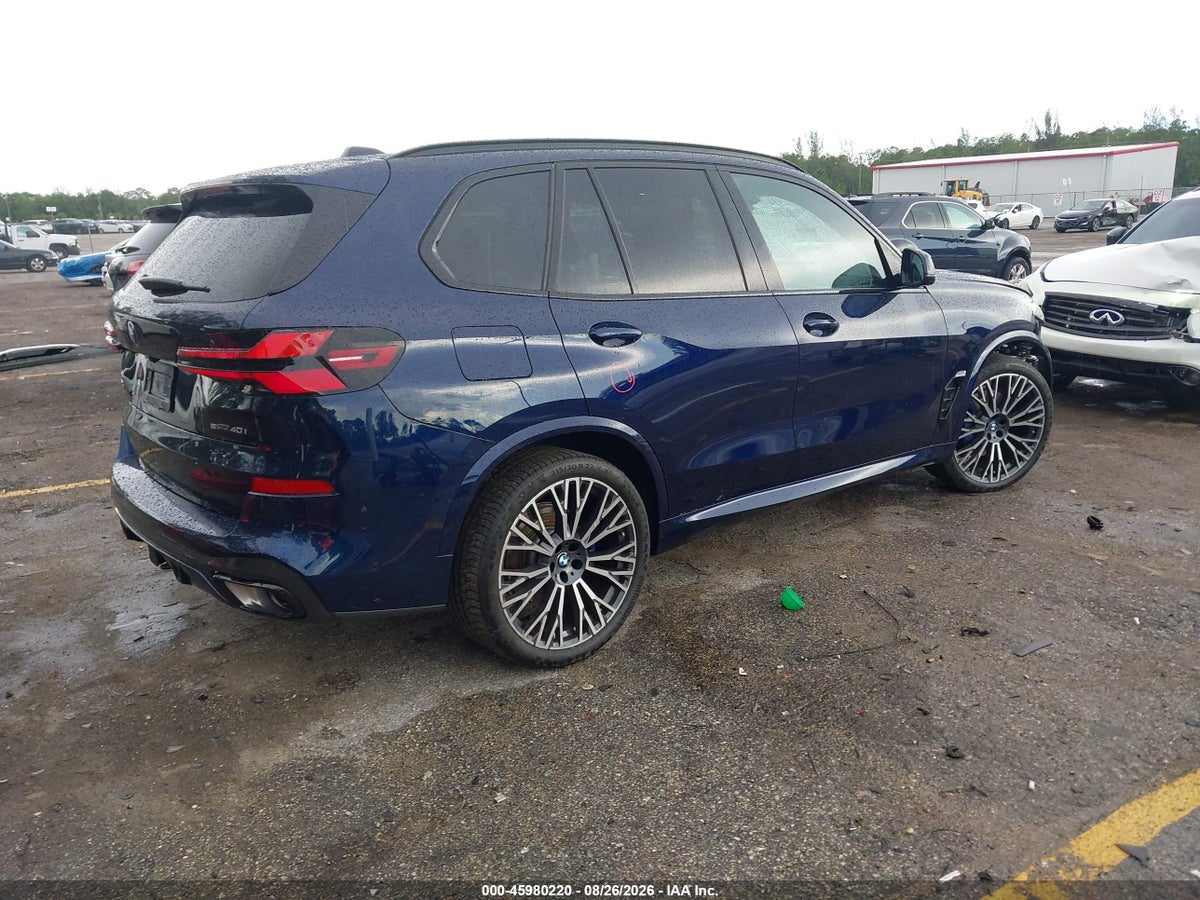 2026 BMW X5 SDRIVE40I — photo 4