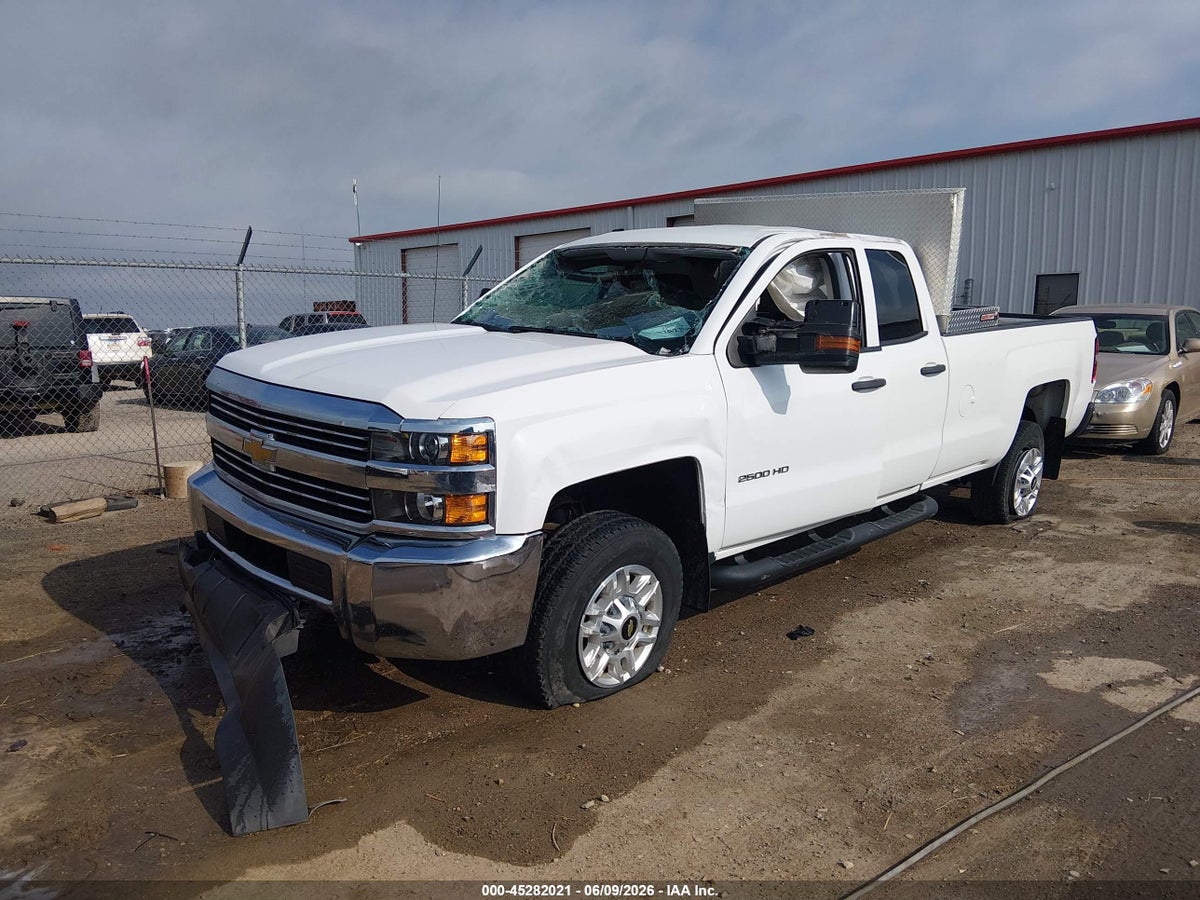 2015 CHEVROLET SILVERADO 2500HD WT — снимка 2