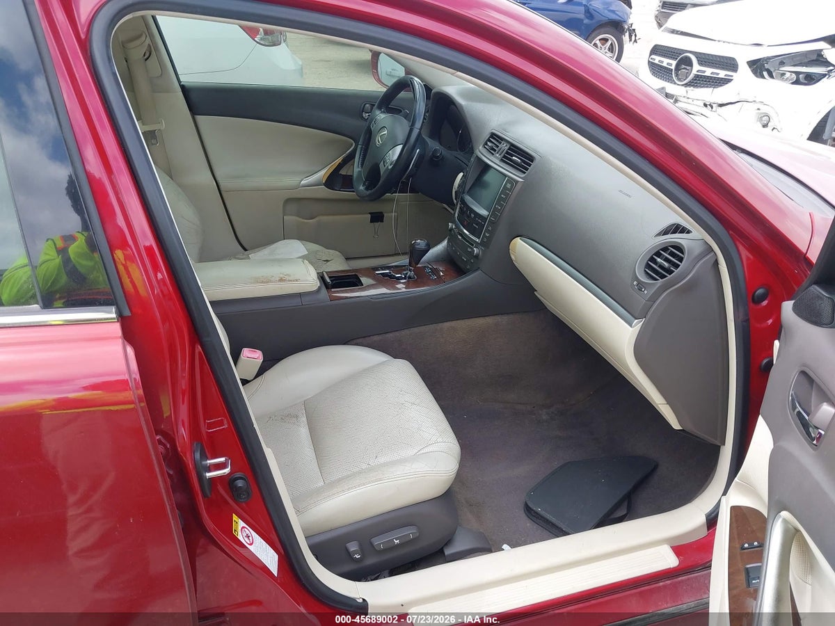2011 LEXUS IS 350 — снимка 5
