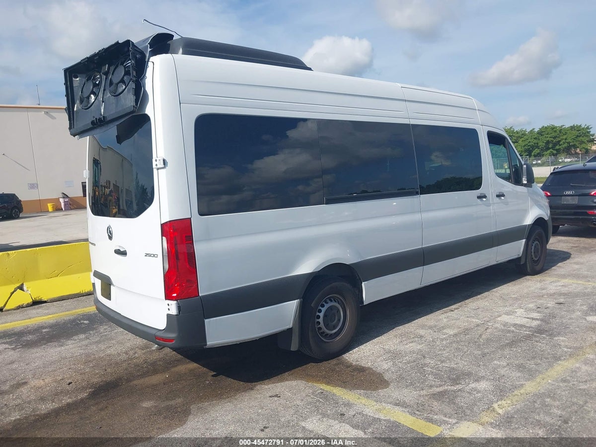 2026 MERCEDES-BENZ SPRINTER 2500 HIGH ROOF 4-CYL DIESEL — снимка 4
