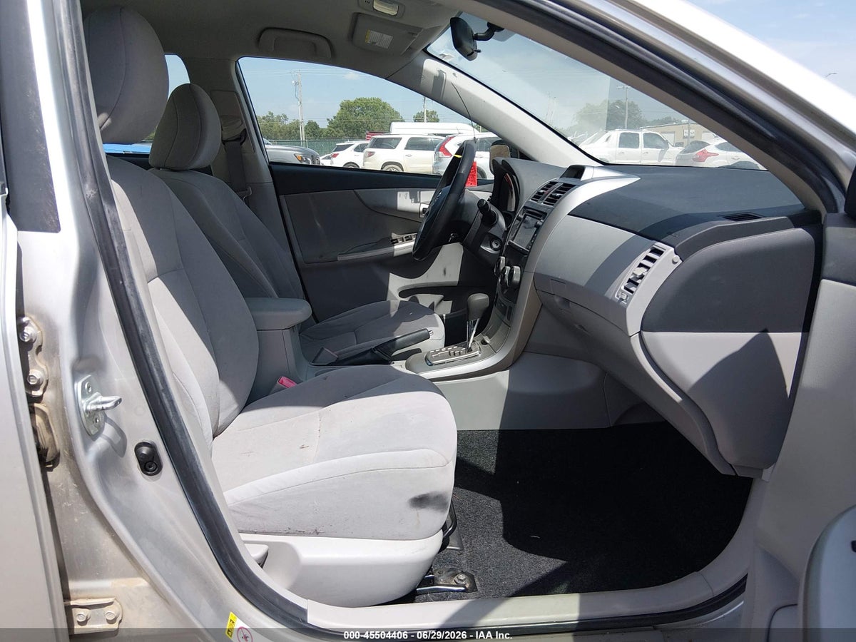 2013 TOYOTA COROLLA LE — снимка 5