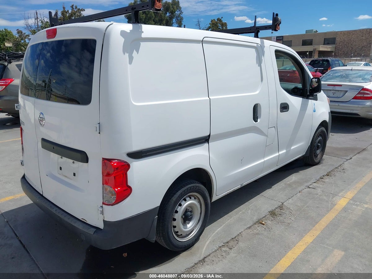 2017 NISSAN NV200 S — снимка 4
