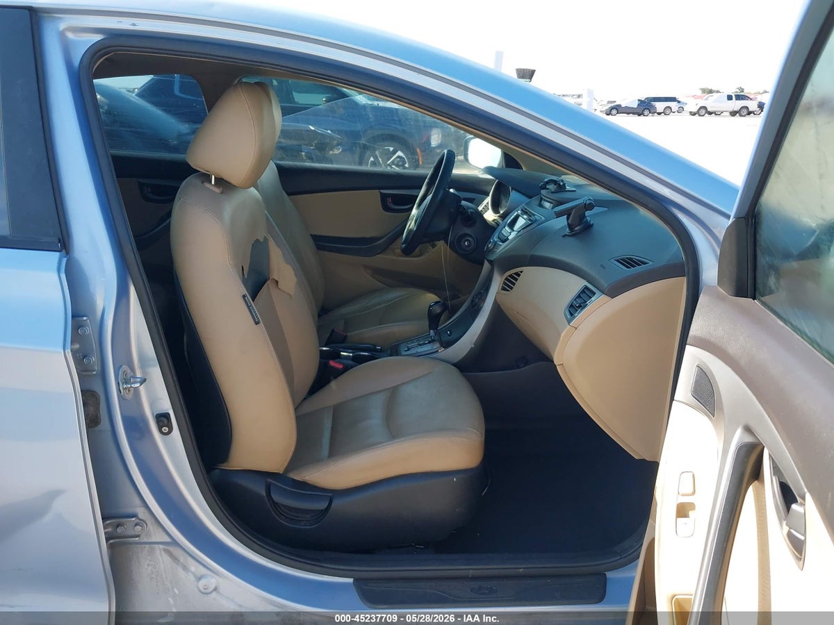 2013 HYUNDAI ELANTRA LIMITED — снимка 5