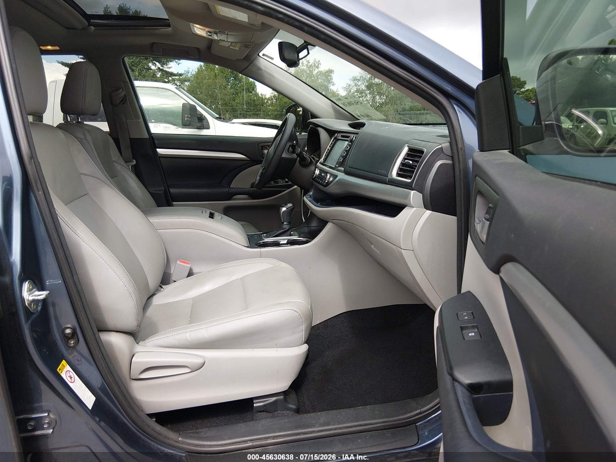 2016 TOYOTA HIGHLANDER XLE V6 — снимка 5