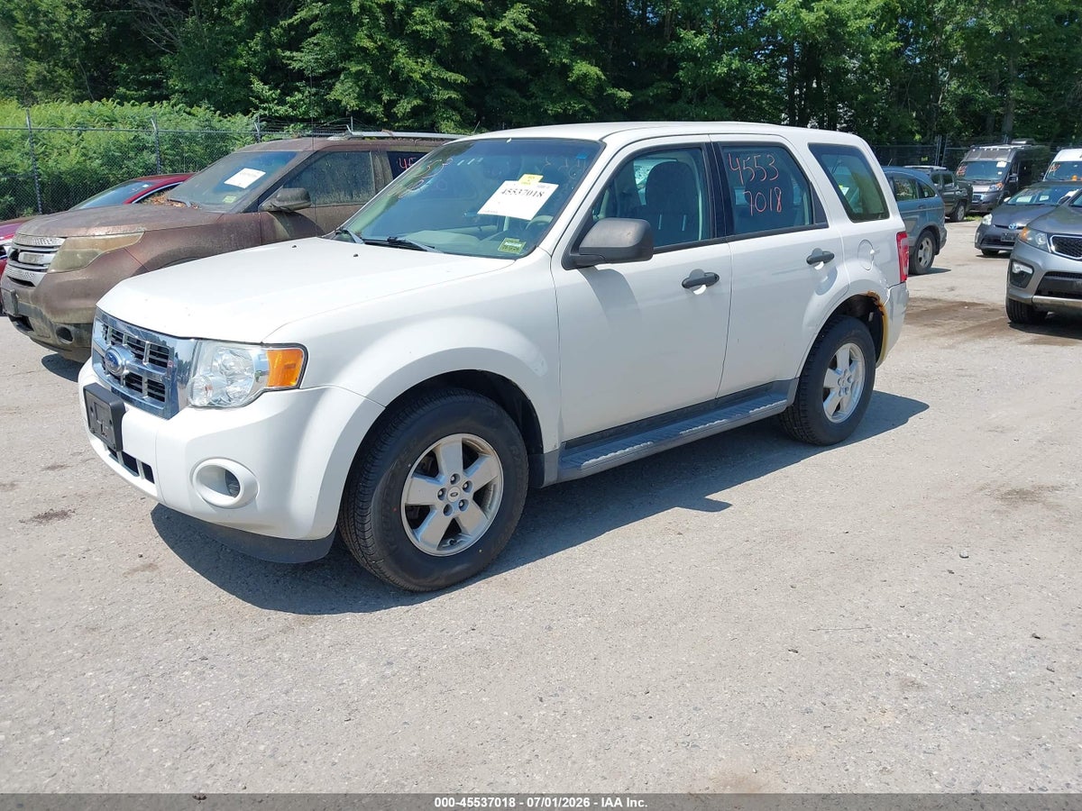 2012 FORD ESCAPE XLS — снимка 2