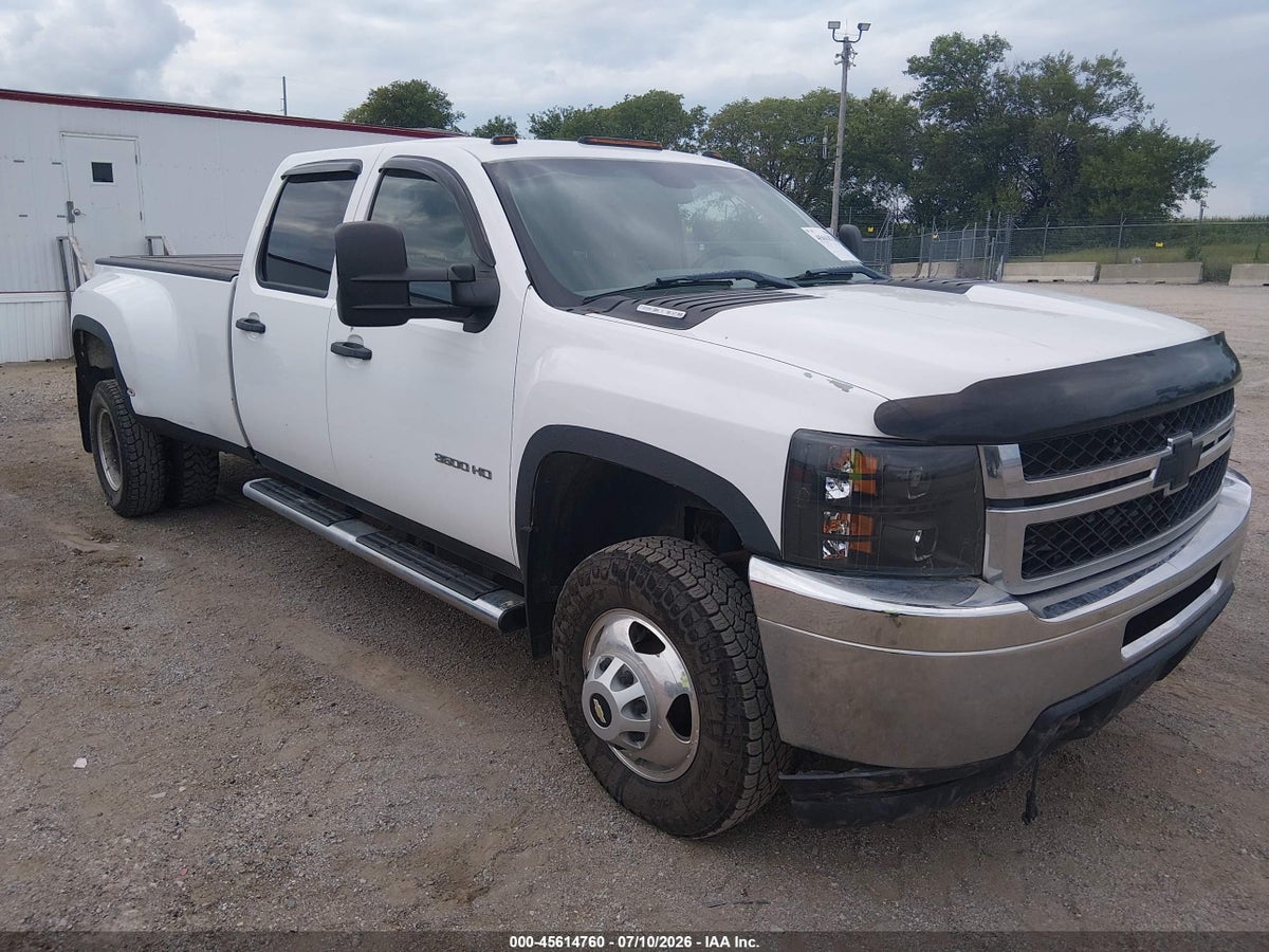 2011 CHEVROLET SILVERADO 3500HD WORK TRUCK