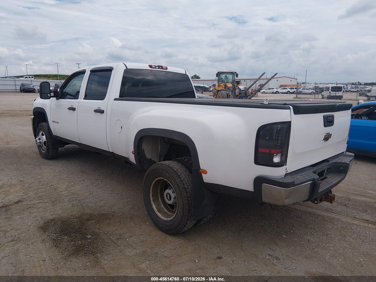 2011 CHEVROLET SILVERADO 3500HD WORK TRUCK — снимка 3