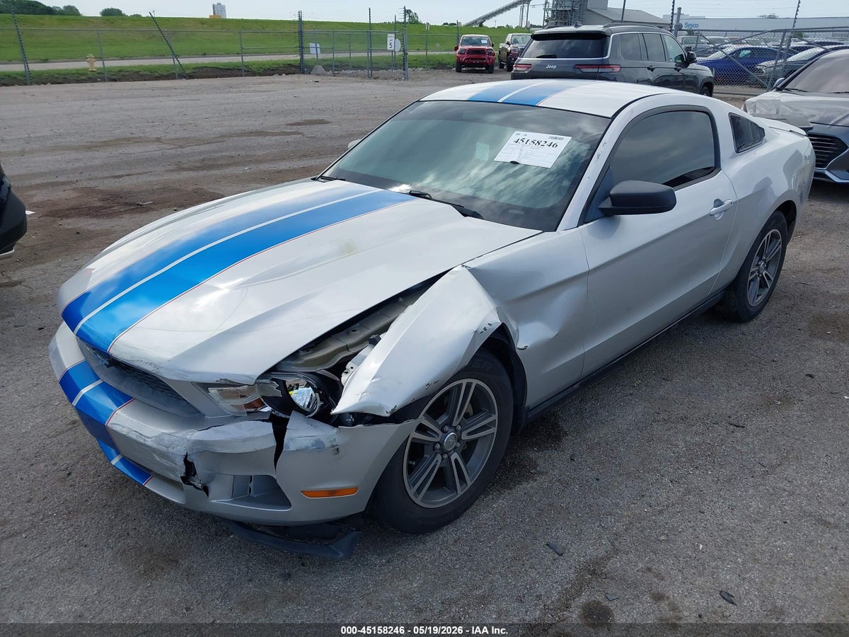 2010 FORD MUSTANG V6 PREMIUM — снимка 2