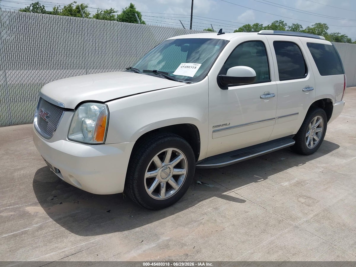2013 GMC YUKON DENALI — снимка 2