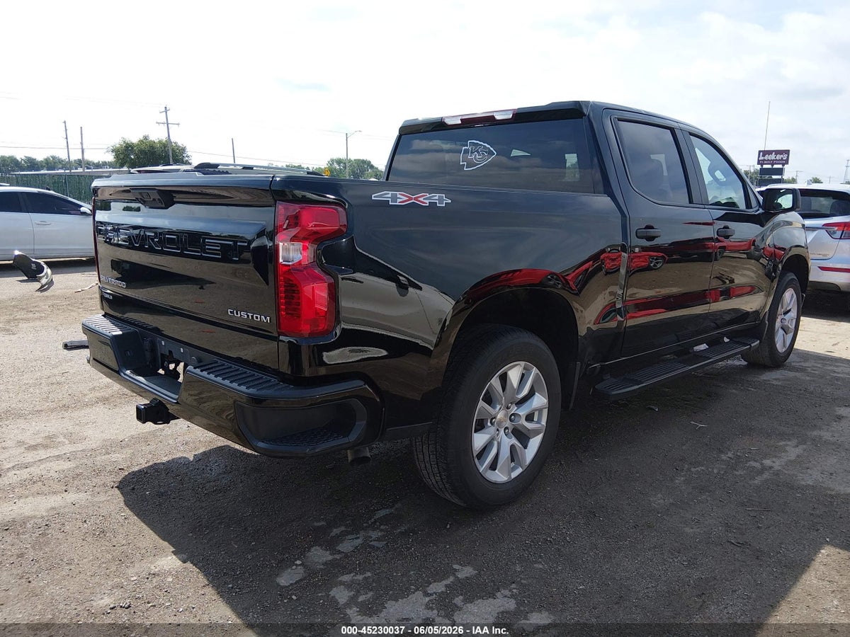 2023 CHEVROLET SILVERADO 1500 4WD SHORT BED CUSTOM — снимка 4