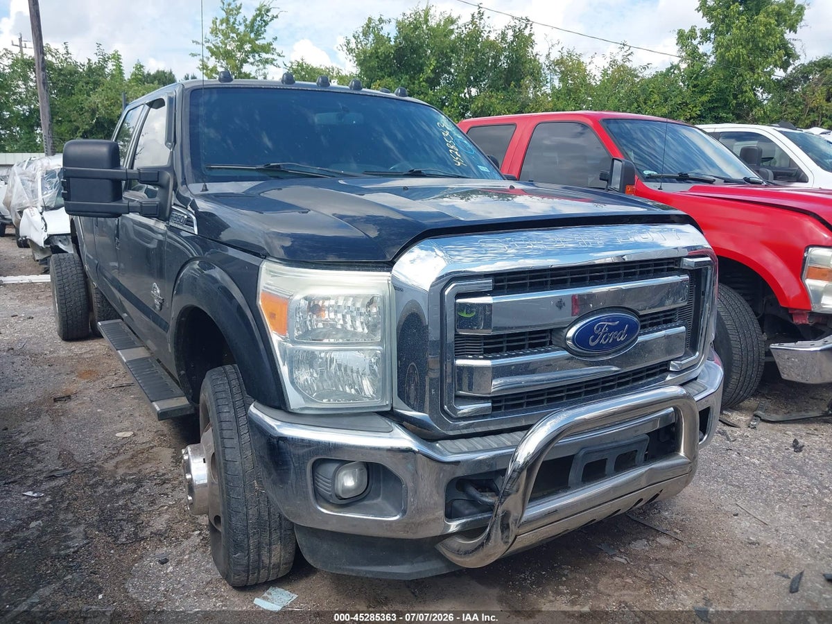 2016 FORD F-350 LARIAT