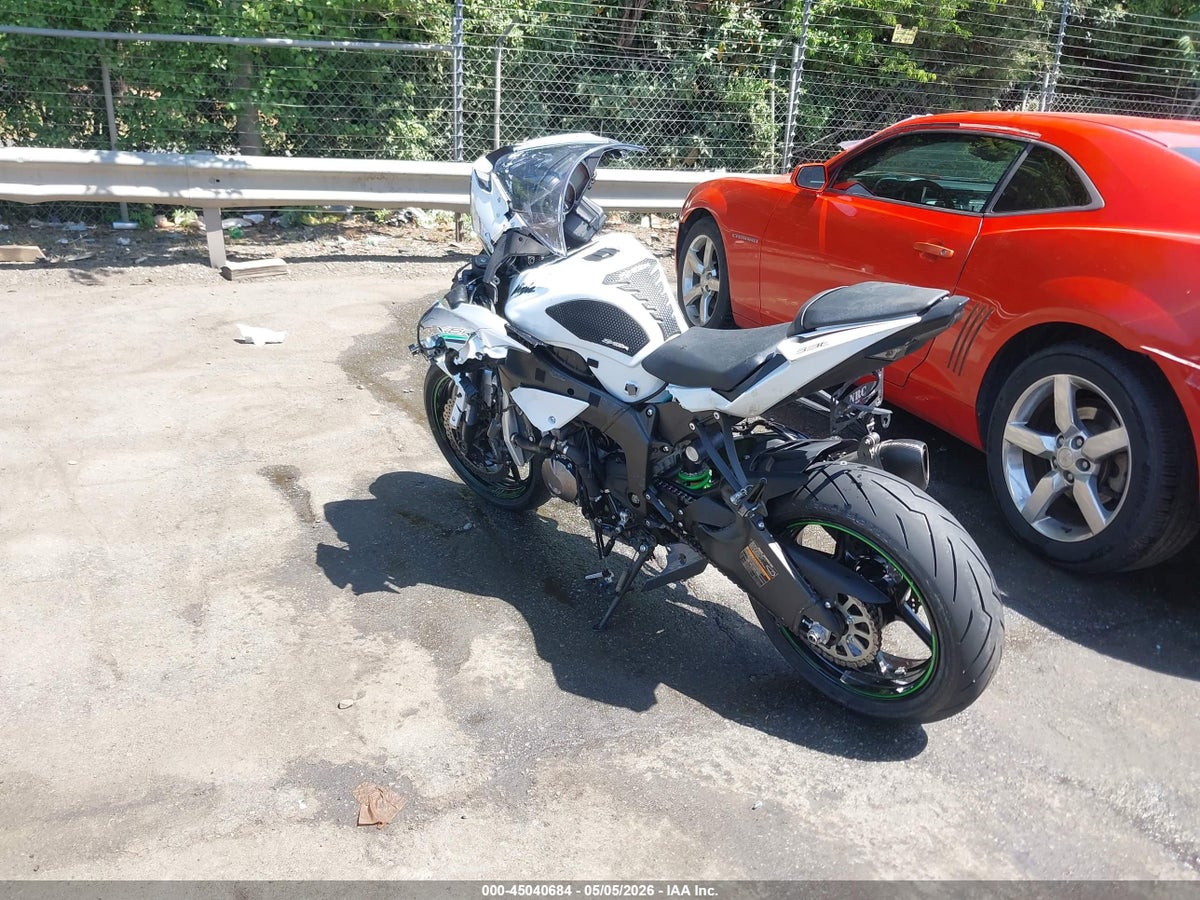 2021 KAWASAKI ZX636 K — photo 3