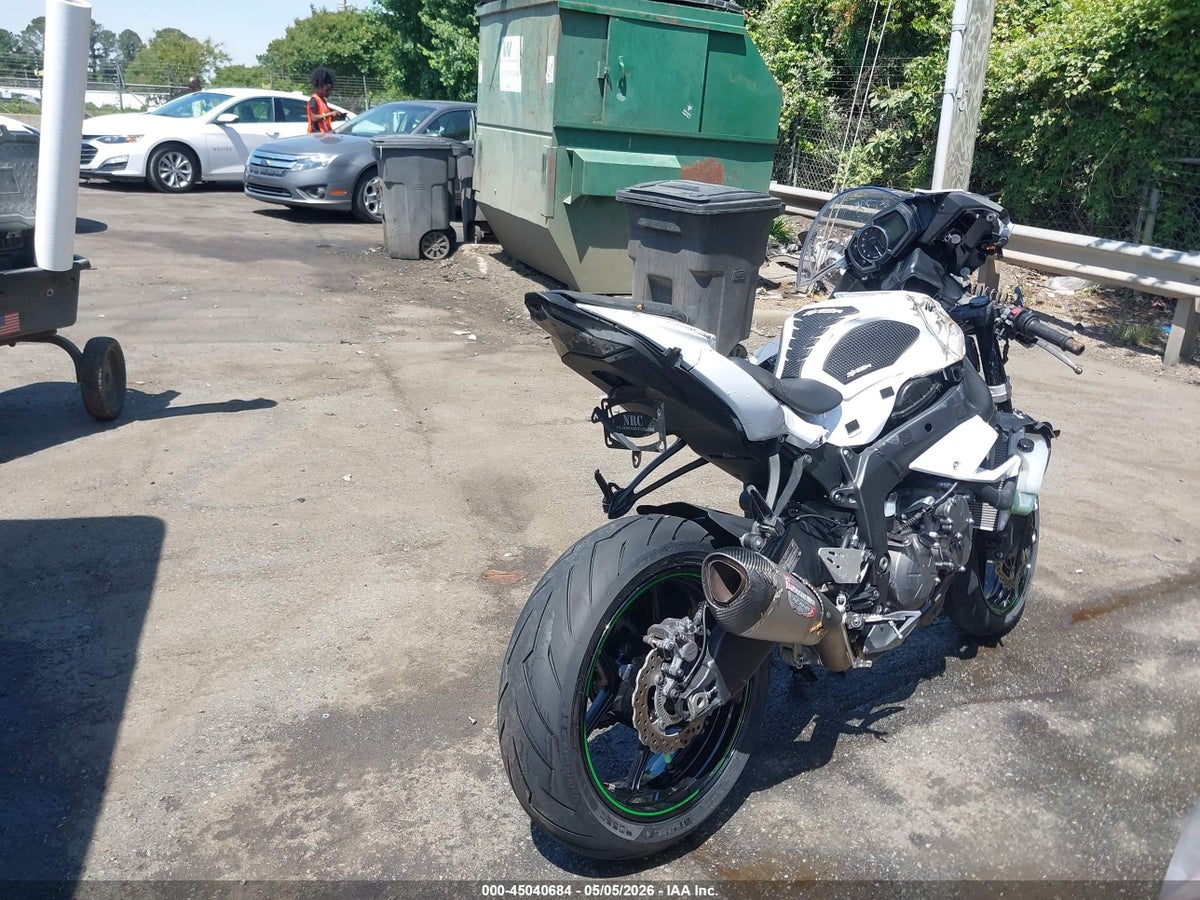 2021 KAWASAKI ZX636 K — photo 4