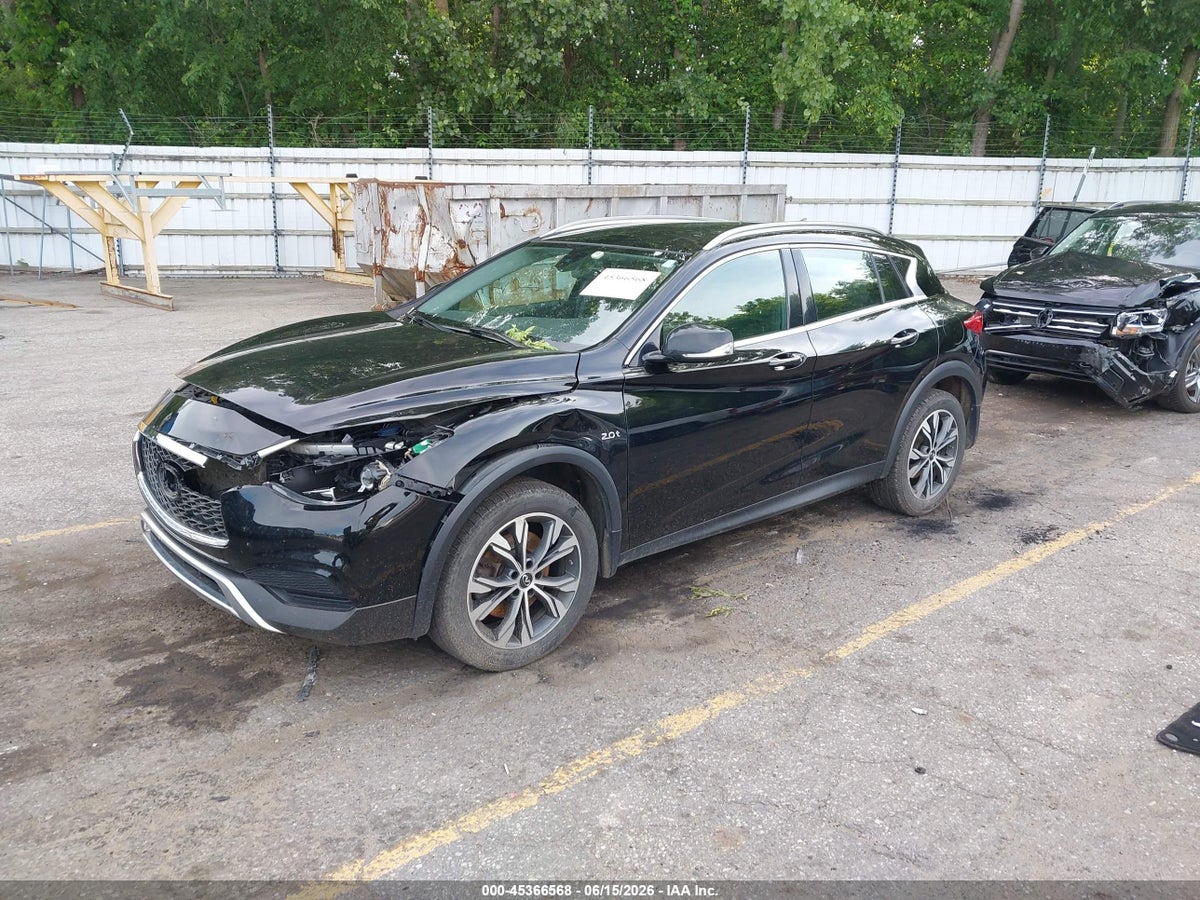 2018 INFINITI QX30 LUXE — снимка 2