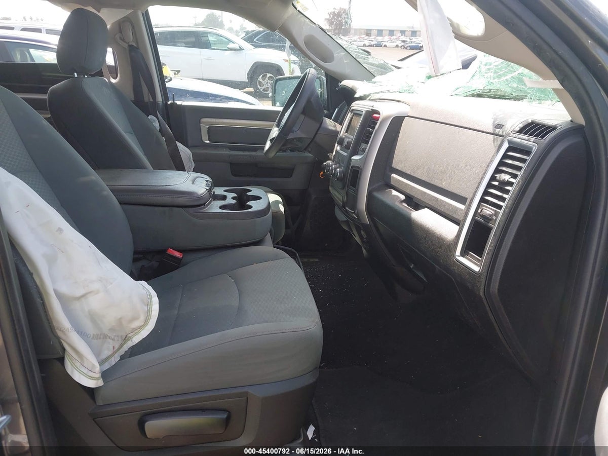 2020 RAM 1500 CLASSIC SLT 4X4 6'4 BOX — снимка 5