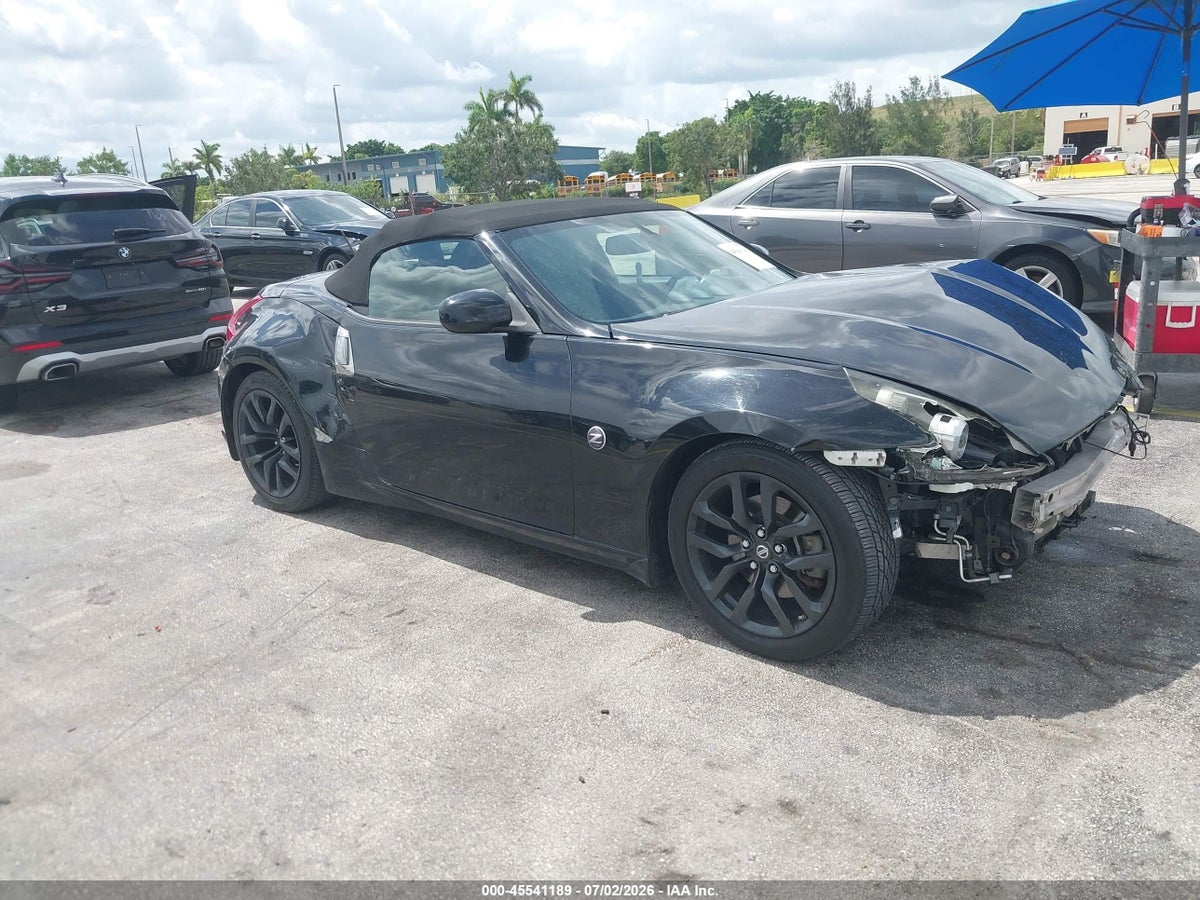 2018 NISSAN 370Z TOURING
