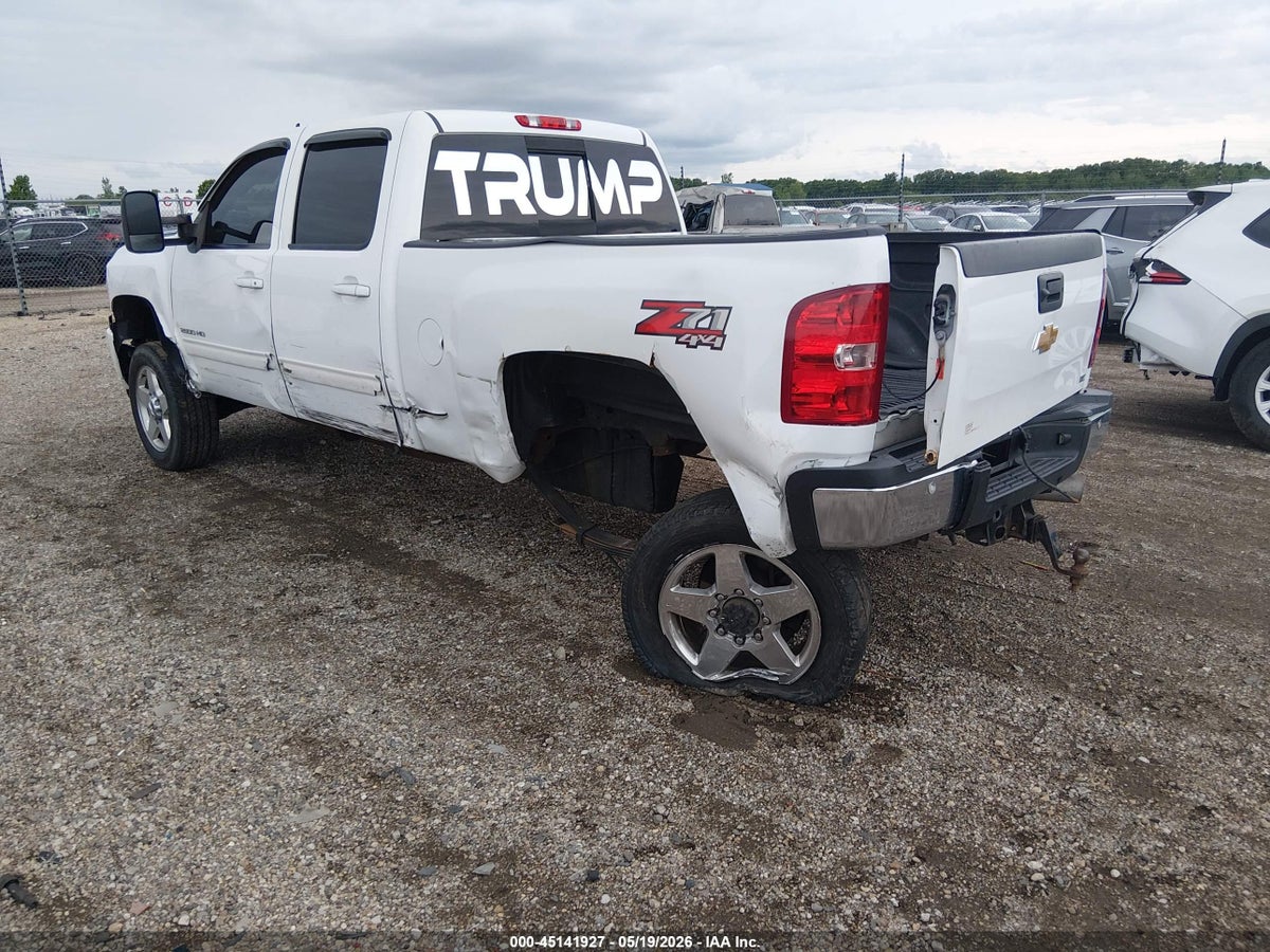 2014 CHEVROLET SILVERADO 2500HD LTZ — снимка 3