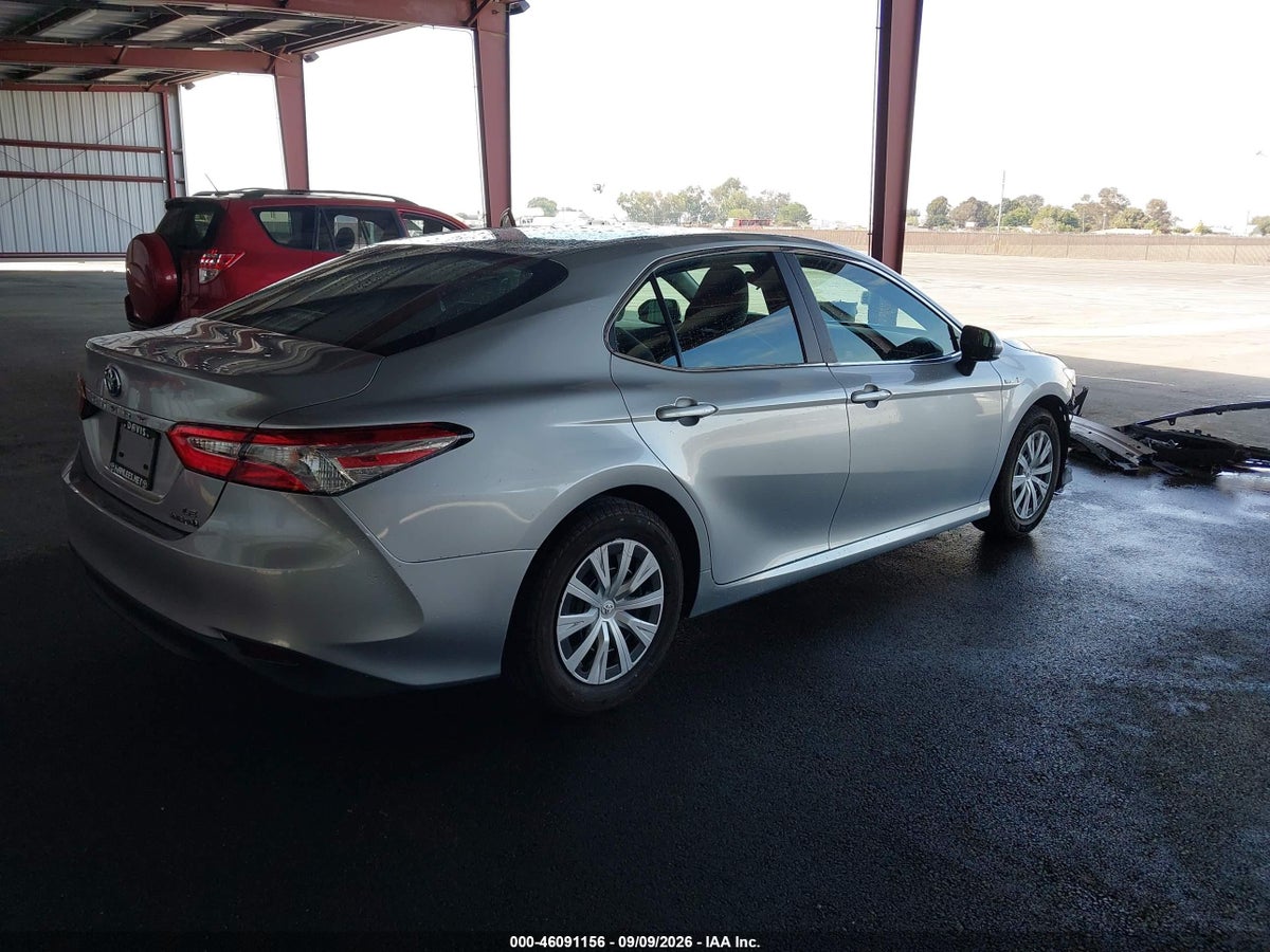 2018 TOYOTA CAMRY HYBRID LE — снимка 4