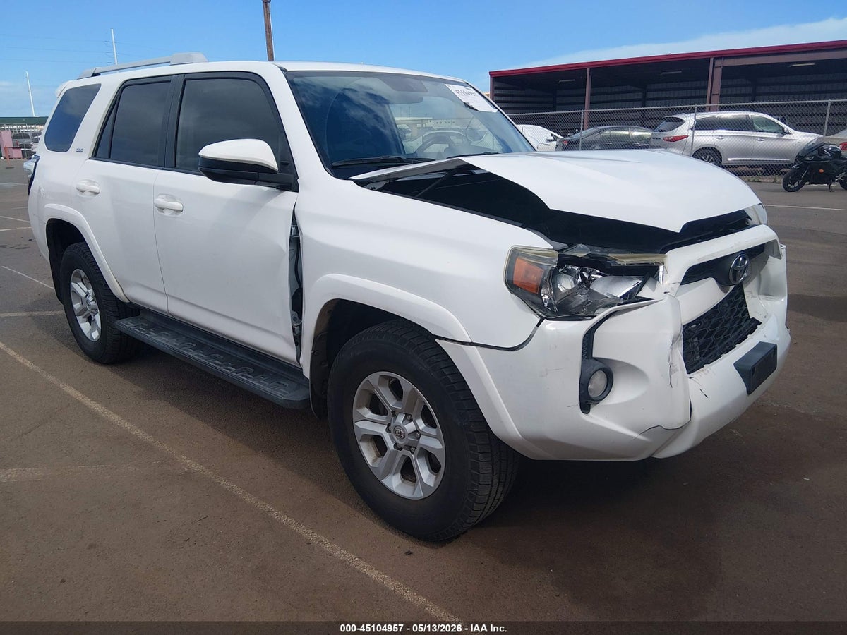 2017 TOYOTA 4RUNNER SR5